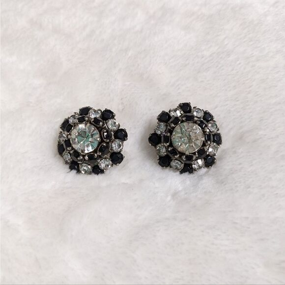 Vintage 60's Black & Clear Rhinestone Button Clip Earrings - Picture 5 of 11